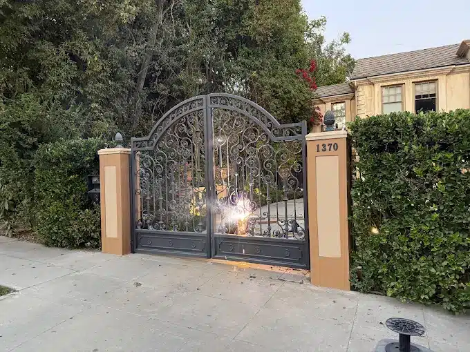 gate repair van nuys