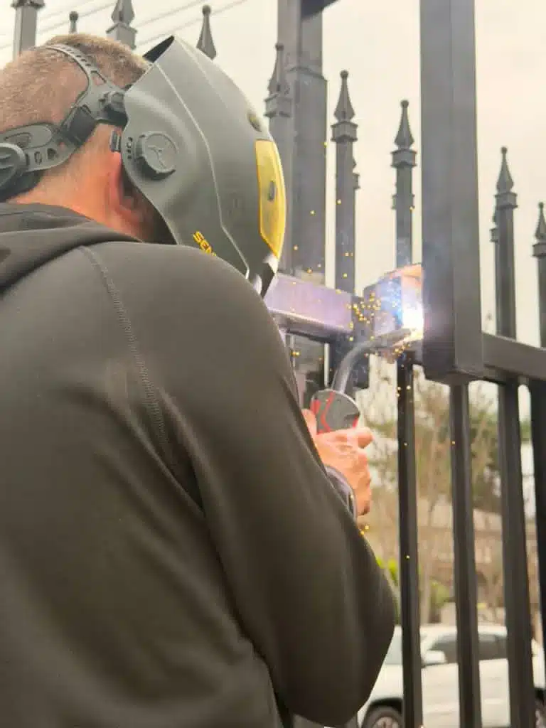 electric gate repair in Irvine