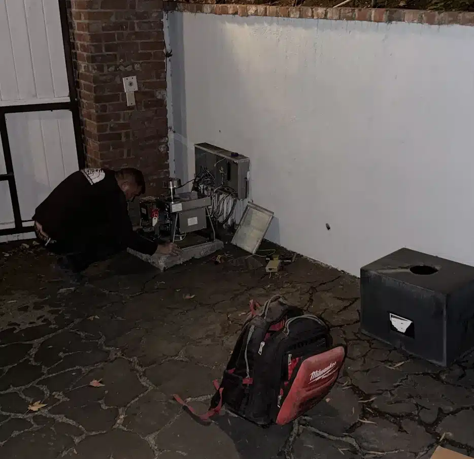 electric gate repair in Woodland Hills