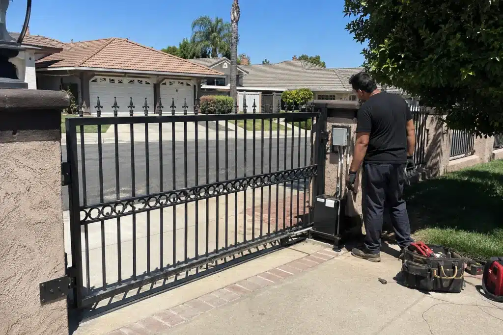 gate repair in Santa Ana