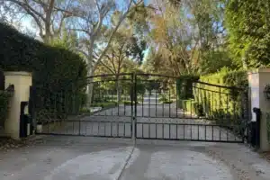 gate repair services in Woodland Hills