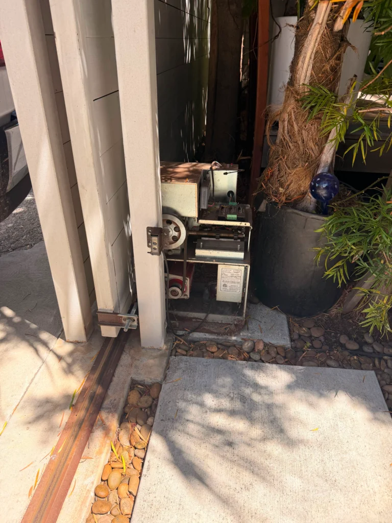 electric gate repair calabasas