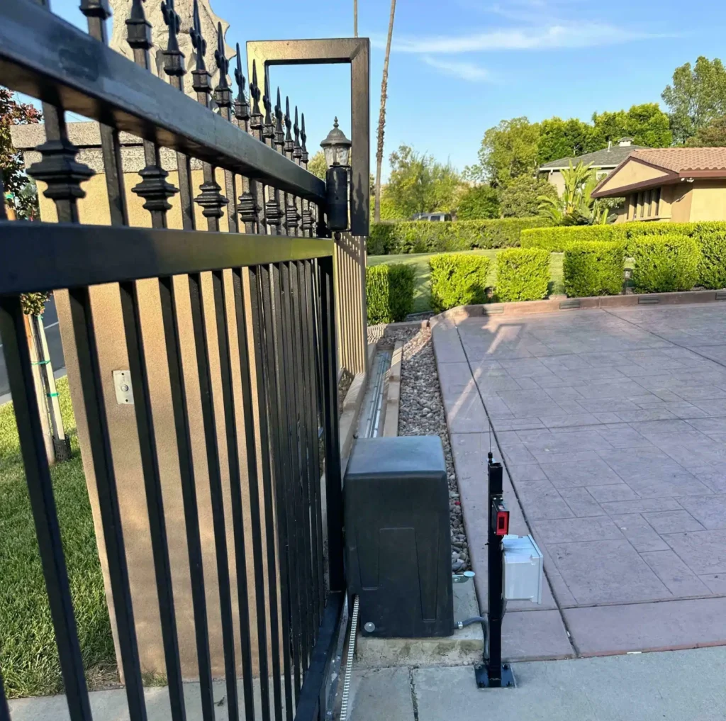 electric gate repair tarzana